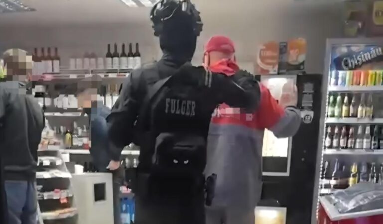 Un trust media pro-rus, vizat de percheziții într-un dosar de spălare de bani