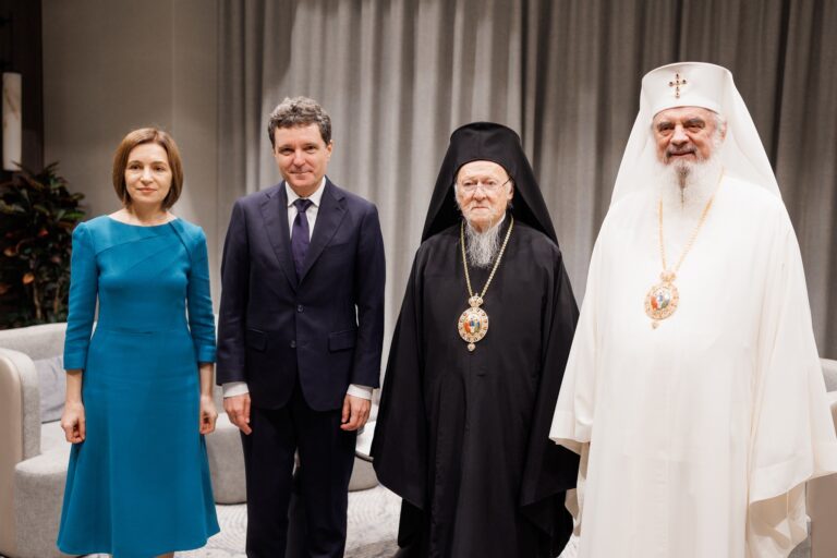 (FOTO) Președintele R. Moldova, întâlnire cu Patriarhul Bartolomeu I al Constantinopolului la București