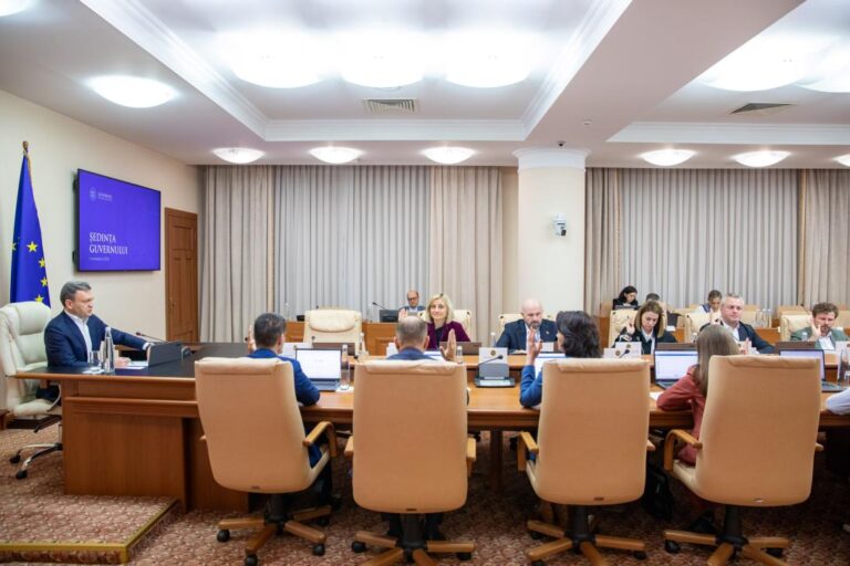 Când încetează mandatul actualului Guvern de la Chișinău