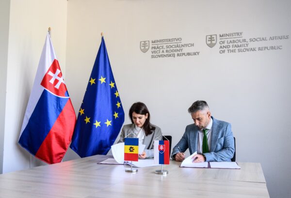Cetățenii R. Moldova care au muncit în Slovacia ar putea beneficia de pensii