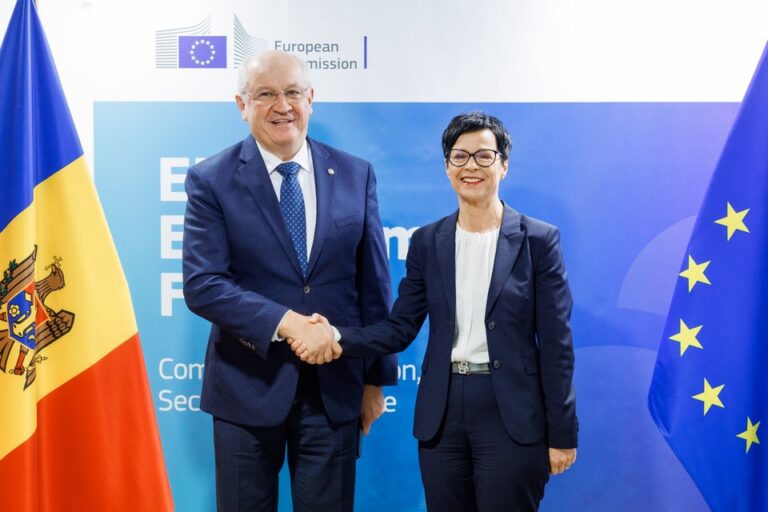 (FOTO) Premierul de la Chișinău, la Bruxelles: R. Moldova, pregătită să contribuie la o Uniune Europeană mai puternică și mai unită