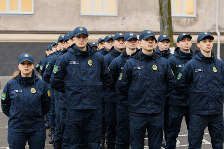52 de tineri specialiști au depus jurământul și s-au alăturat Poliției de Frontieră