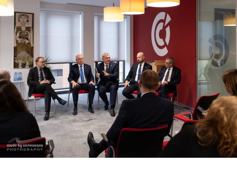 (FOTO) Premierul Alexandru Munteanu, apel către comunitatea de afaceri franco-română: „Veniți în Republica Moldova”