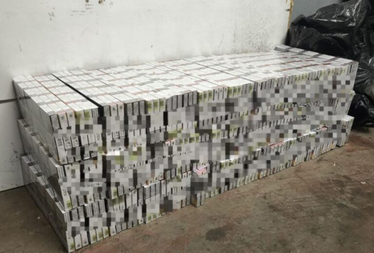 (VIDEO) Contrabandă cu țigarete prin ruta Chișinău–București: Angajați ai CFM, vizați