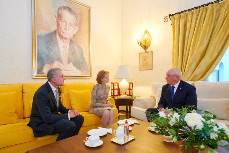 (FOTO) Premierul Republicii Moldova, vizită la Palatul Elisabeta de la București