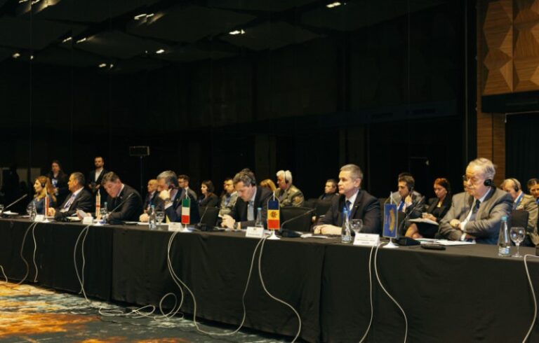 Ministrul Apărării de la Chișinău: „R. Moldova își va putea proteja cetățenii doar făcând parte din lumea liberă”