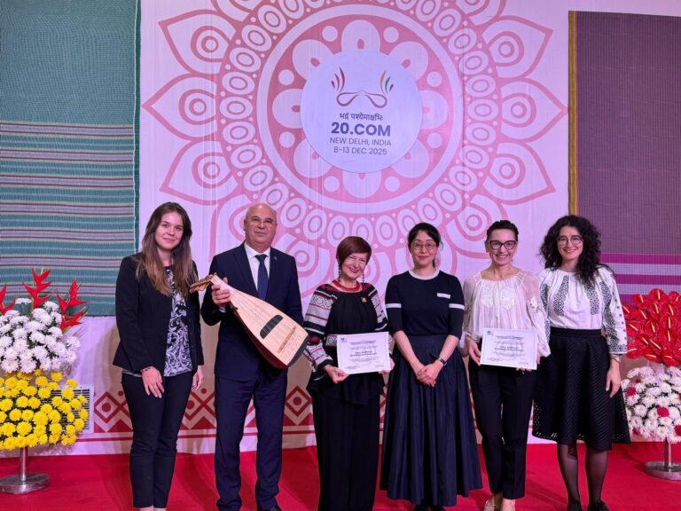 Republica Moldova și România au primit certificatul de includere a cobzei în Lista Patrimoniului UNESCO