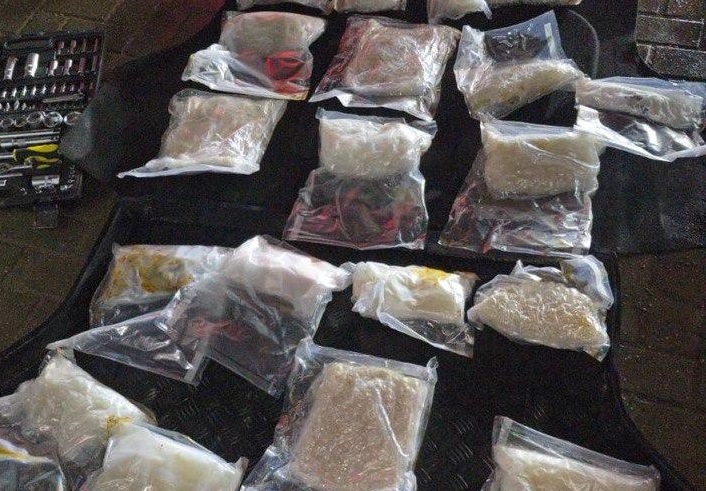 (VIDEO) Droguri de peste 14 milioane de lei, scoase din circuit: Un cetățean ucrainean a fost reținut