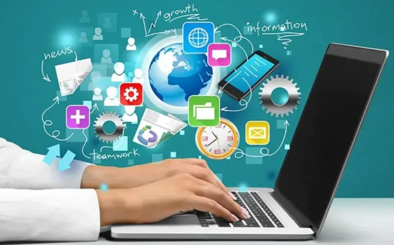 64% dintre elevii testați au competențe digitale avansate. Trei au obținut punctaj maxim