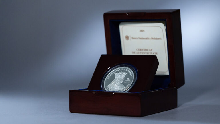 (VIDEO) Ziua Națională a României: Banca Națională a Moldovei a lansat o monedă comemorativă dedicată Reginei Maria