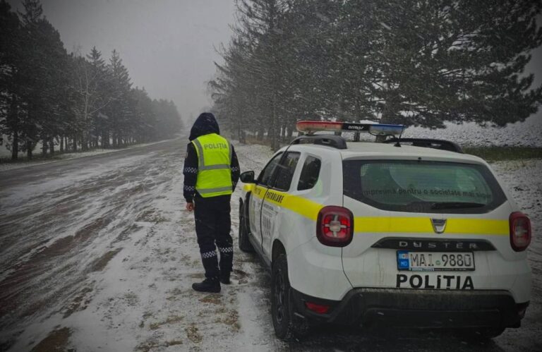 Poliția intensifică patrulările rutiere, în contextul traficului sporit de sărbători