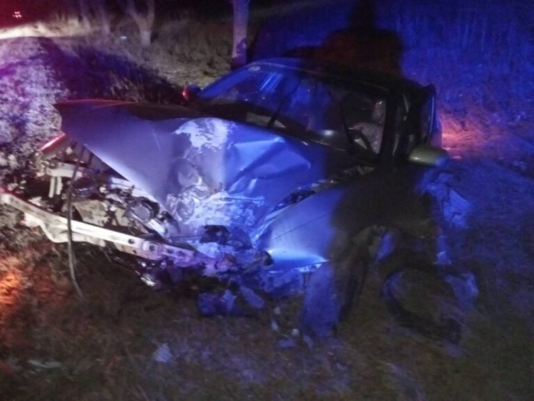 (FOTO) Accident grav la Ștefan Vodă: O tânără a ajuns la spital. Șoferul era beat și fără permis