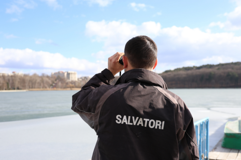 IGSU atenționează asupra pericolului aflării pe gheața subțire a bazinelor acvatice