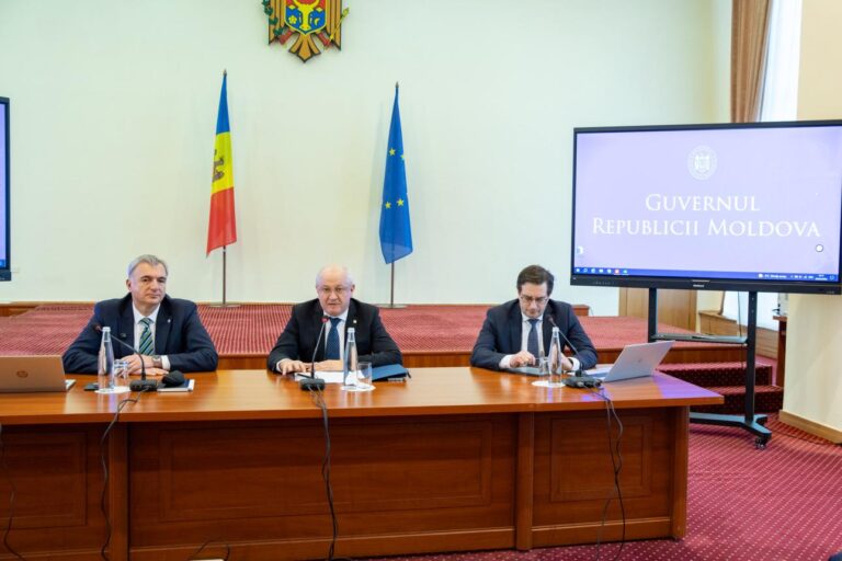 Premierul Alexandru Munteanu și reprezentanți ai mediului de afaceri, discuții privind situația economică din R. Moldova