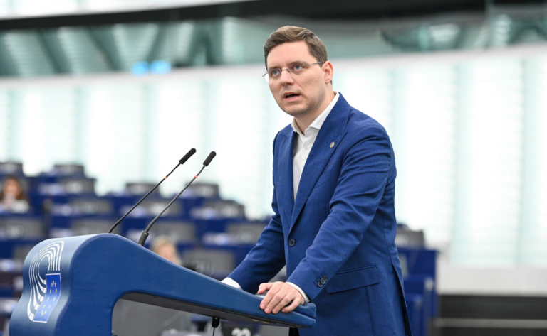 Victor Negrescu: R. Moldova trebuie să vizeze o aderare completă la UE. Decuplarea de Ucraina, improbabilă