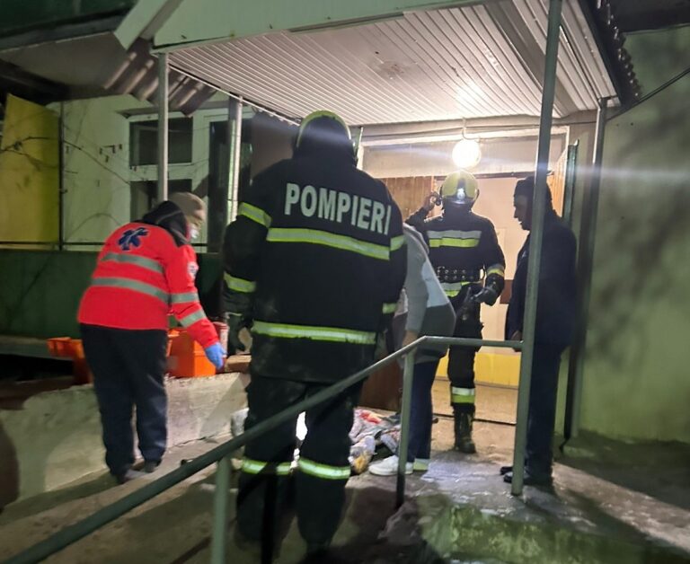 Incendiu la centrul de plasament din Cocieri: Zeci de persoane, evacuate