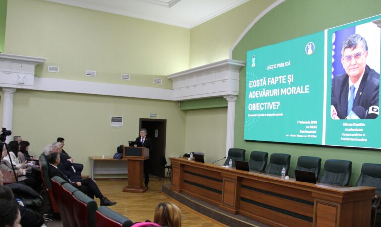 (FOTO) Vicepreședintele Academiei Române, lecție publică la Universitatea de Stat din Moldova