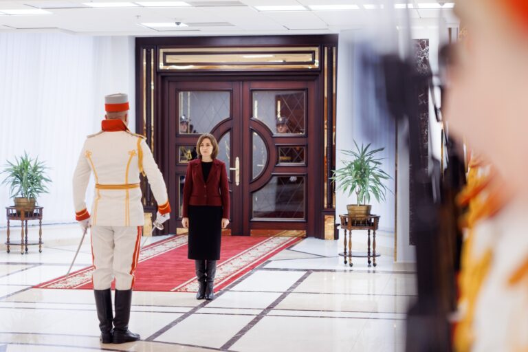 Președinta R. Moldova a primit scrisorile de acreditare din partea a nouă ambasadori