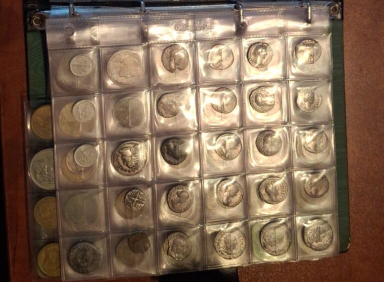 (FOTO) Percheziții la Bălți: Sute de monede cu valoare istorică, ridicate