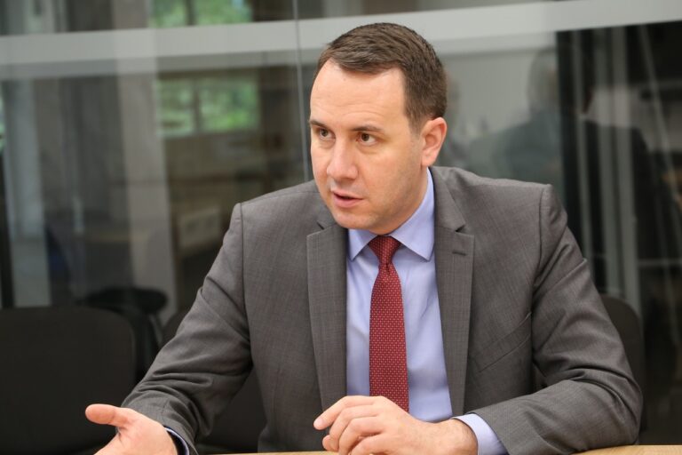 Demisia lui Alexei Gherțescu din funcția de președinte al Consiliului Concurenței, aprobată de Parlament