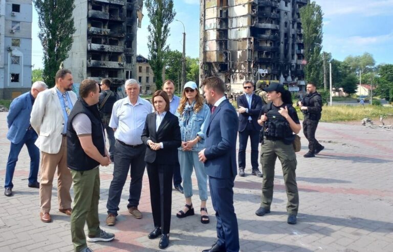 Maia Sandu, la patru ani de la invazia Rusiei în Ucraina: „Vom fi mereu recunoscători ucrainenilor pentru că au apărat pacea și libertatea noastră și a întregii Europe”