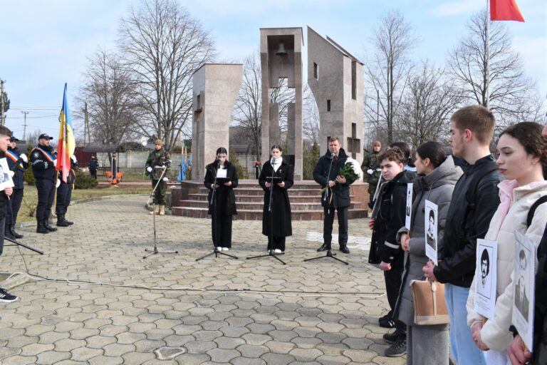 (FOTO) Eroii căzuți în războiul de pe Nistru, comemorați la Molovata Nouă, Cocieri și Corjova