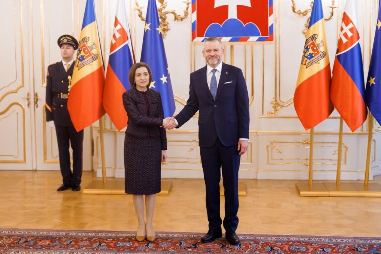 Maia Sandu, la Bratislava: „Am ales calea către pace, libertate și prosperitate, în interiorul familiei europene și nu vom renunța la ea”