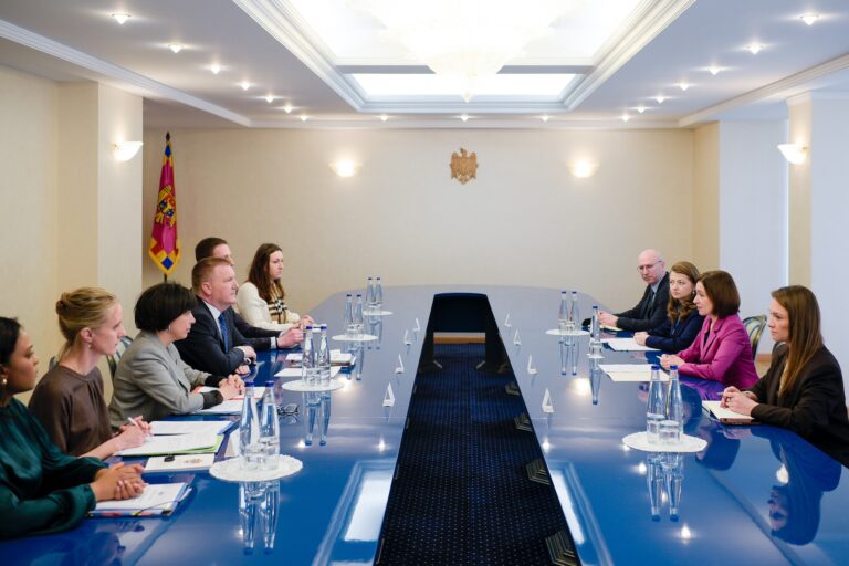 (FOTO) Parcursul european al R. Moldova, subiect de discuție la Chișinău