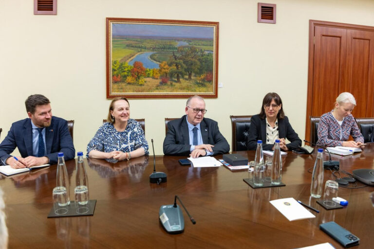 Întâlnire la Chișinău: Guvernul accelerează parcursul european cu sprijinul CESE