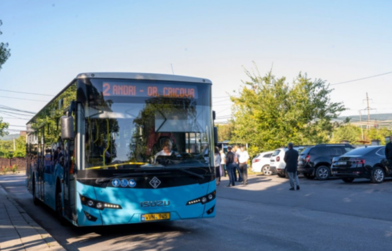 (FOTO) Program modificat pentru mai multe rute de autobuz din Chișinău