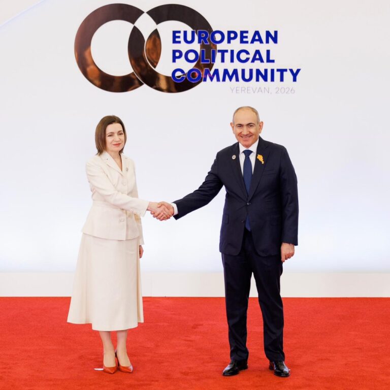 (VIDEO) Maia Sandu, înaintea Summitul-ui CPE din Erevan: „Suntem aici să discutăm cum să ne protejăm democrația mai bine”