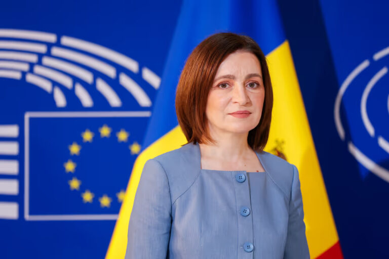 (VIDEO) Maia Sandu, la ceremonia de decernare a Ordinului European de Merit: „Această distincție aparține oamenilor din Republica Moldova”
