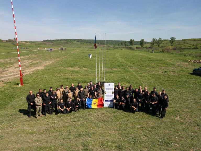 Polițiști din R. Moldova și România, instruiri comune în domeniul intervențiilor tactice