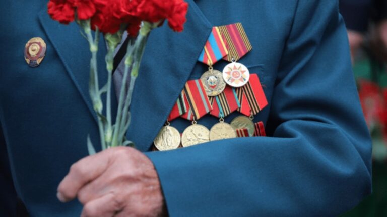Veteranii celui de-al Doilea Război Mondial au primit ajutorul de 30.000 de lei