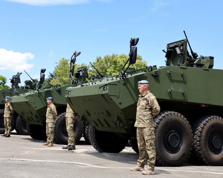 (FOTO//VIDEO) Primele cinci transportoare blindate PIRANHA-5 au ajuns în R. Moldova