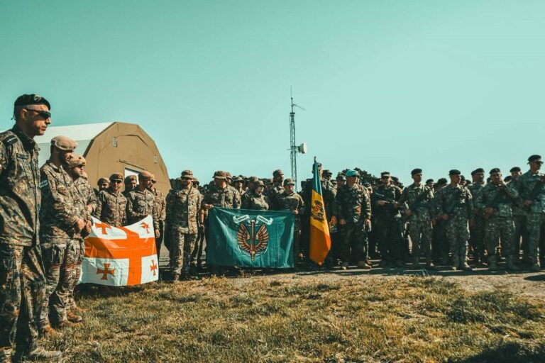 (FOTO) Militari din R. Moldova, România, SUA și alte state, exercițiu comun