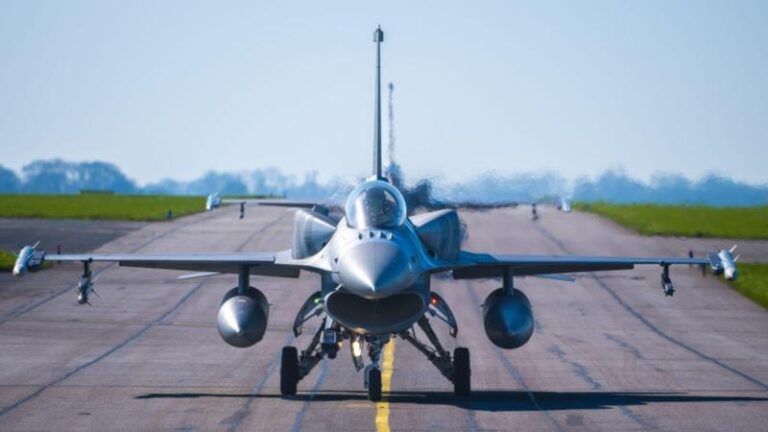 Polonia introduce restricții temporare de trafic aerian la granițele cu Ucraina și Belarus