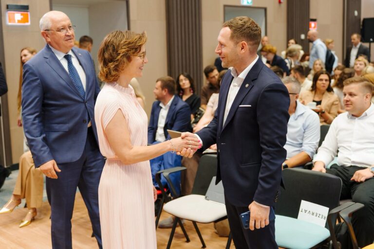(VIDEO) Comisara europeană Jessika Roswall: O Moldovă verde înseamnă un stat mai rezilient și mai pregătit pentru aderarea la UE