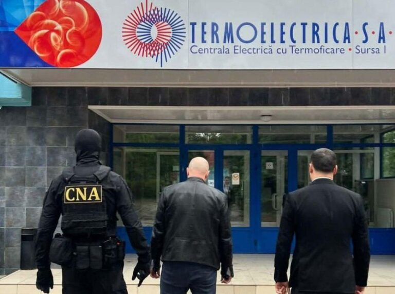 Un șef de secție de la Termoelectrica, reținut pentru acte de corupție