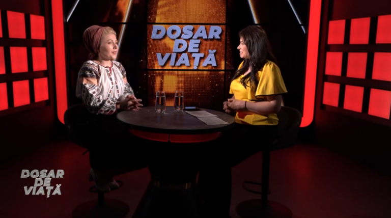 DOSAR DE VIAȚĂ cu Marina Dumbrăveanu: „ Părinții mei nu s-au așteptat niciodată că o să ajung să cânt în scenă și să mă vadă la televizor”.