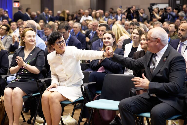 Investiții de peste 1 miliard de euro, anunțate la Chișinău: „Republica Moldova devine parte a economiei europene”