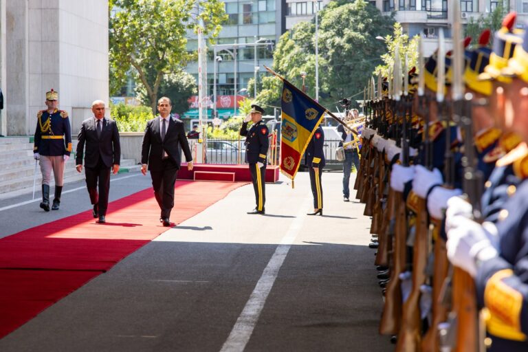 Premierul interimar de la București: Sprijinul României pentru Republica Moldova rămâne ferm