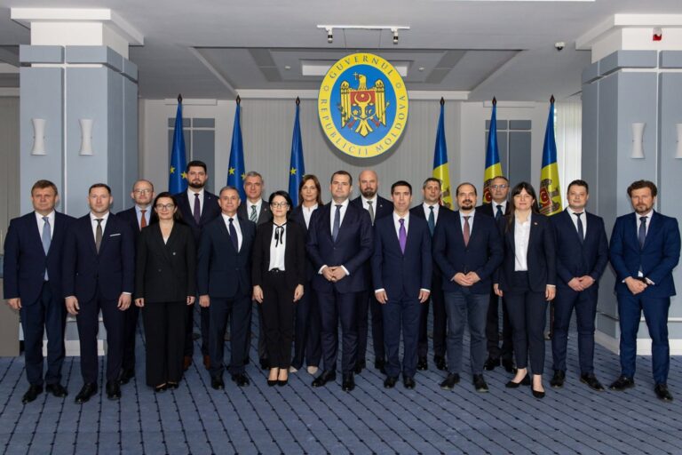 Premierul desemnat Vasile Tofan, în plenul Parlamentului: „Eu aleg să îmi suflec mânecile”