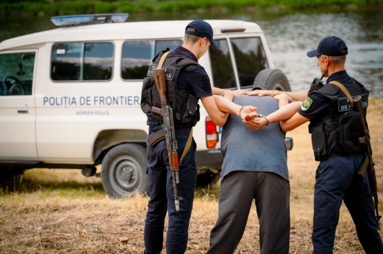 Rețea de migrație ilegală, destructurată la Ungheni: Trei suspecți au fost reținuți