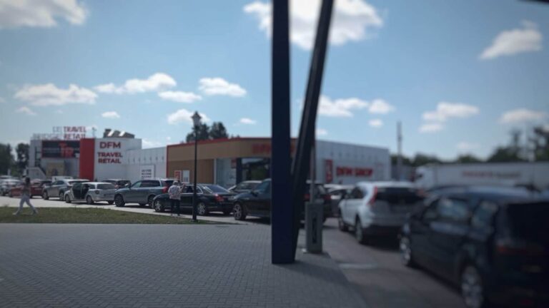 Atenție, călători! Trafic intens la punctul de trecere a frontierei Sculeni