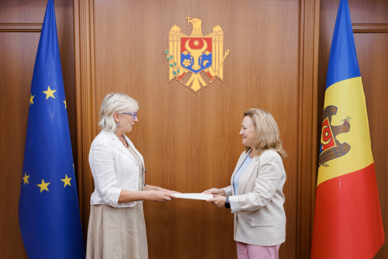 Prima ambasadoare rezidentă a Estoniei la Chișinău a prezentat copiile scrisorilor de acreditare