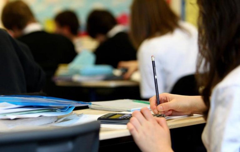 Au fost lansate consultări publice pentru noul Curriculum, ediția 2027