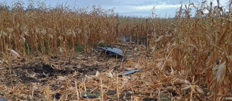 (FOTO) O explozie a avut loc pe un câmp din Florești, după survolarea spațiului aerian de mai multe drone