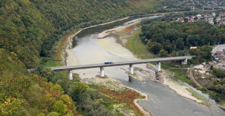 (FOTO) Situația hidrologică pe Nistru rămâne alarmantă