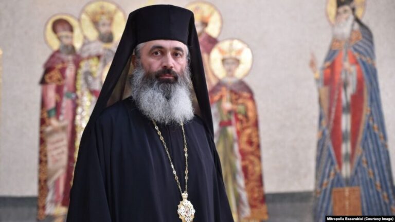 Mitropolitul Basarabiei, mesaj la începutul noului an de studii: Învățați temeinic limba română și cunoașteți istoria poporului român căruia îi aparțineți